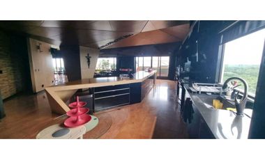 VENTA DE PENTHOUSE PH LAS OLAS SAN CARLOS VISTA MAR  999MTRS JP