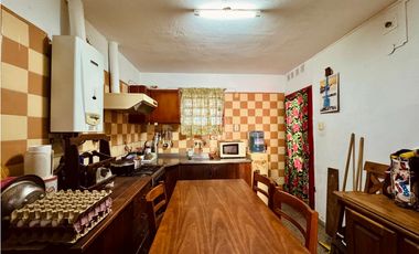 VENTA CASA 2 DORMITORIOS