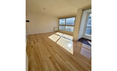 3 Ambientes al frente c/cochera