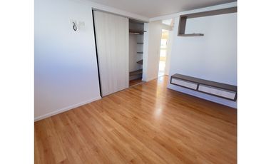 3 Ambientes al frente c/cochera