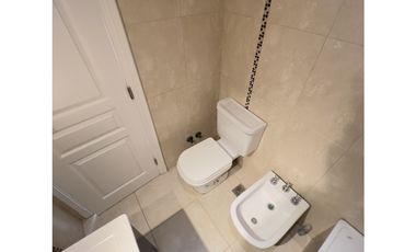 3 Ambientes al frente c/cochera