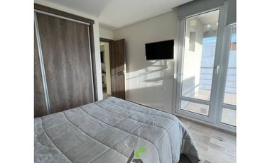 CASA Calle 48 Casi COSTANERA (3 PLANTAS)