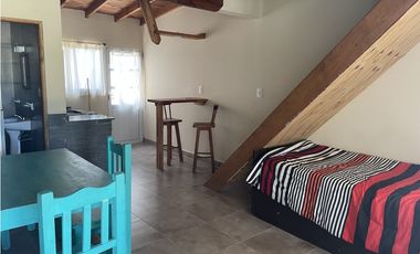 CASA amplia + 2 Dptos (Calle 35 e/30 y 32)