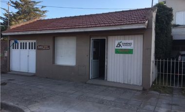 Casa + Dpto + Local  Calle 5 entre 24 y Av26