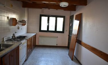 Casa + Dpto + Local  Calle 5 entre 24 y Av26