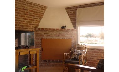 COMPLEJO 2 Cabañas + LOTE Lindero Calle 11 e/14 y 16