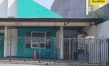 Rumah disewakan di Dukuh Pakis, Surabaya