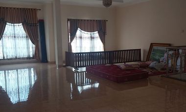 Rumah mewah di kompleks Panji Tilar kota Mataram