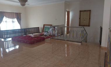 Rumah mewah di kompleks Panji Tilar kota Mataram