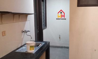 DISEWAKAN RUMAH GREEN LAKE CITY 6x15 CLUSTER EAST ASIA. TERMURAH