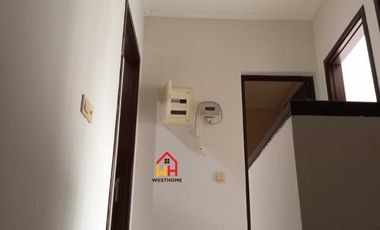 DISEWAKAN RUMAH GREEN LAKE CITY 6x15 CLUSTER EAST ASIA. TERMURAH