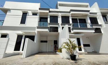 Dijual rumah lux 2 lantai 5 menit dr tol cempaka putih