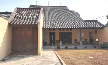 Rumah dgn Halaman Luas Depan RS HGA Sukmajaya Depok