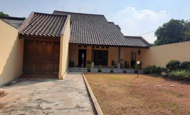 Rumah dgn Halaman Luas Depan RS HGA Sukmajaya Depok