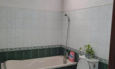 Rumah dgn Halaman Luas Depan RS HGA Sukmajaya Depok