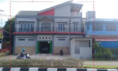 Di sewakan Rumah 3 Lantai di Bontang Kalimantan