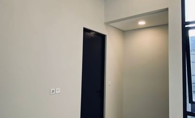 Rumah Qozy 3 KT di The Hills Pondok Cabe Tangerang Sel