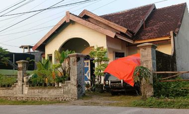 1953 Dijual Rumah MayJend Soemadi Kutorejo Mojokerto