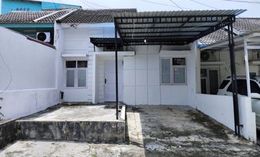 rumah minimalis 1 lantai di regency