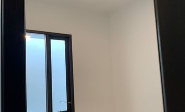 Disewakan atau Dijual Rumah 2 Lantai Di Pamulang