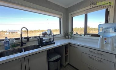 Casa en Venta en Impecable, 4 dormitorios, vista volcan Calbuco y Osorno, condominio