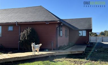 Casa en Venta en Impecable, 4 dormitorios, vista volcan Calbuco y Osorno, condominio