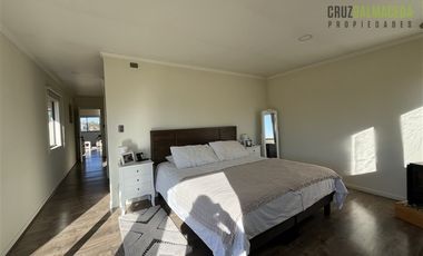 Casa en Venta en Impecable, 4 dormitorios, vista volcan Calbuco y Osorno, condominio