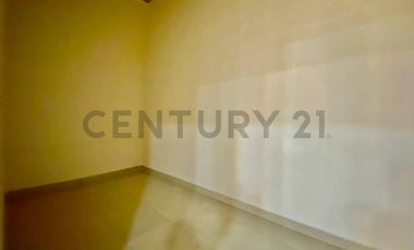 Renta Local Comercial  en Tumbaco