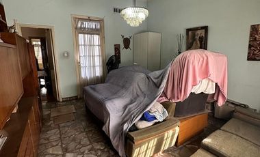 VENTA - CASA - VILLA MADERO - A PASOS DE AVENIDA CROVARA