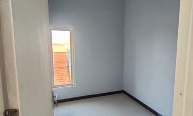 Rumah 2 Lantai modern di Tengah Kota Surabaya