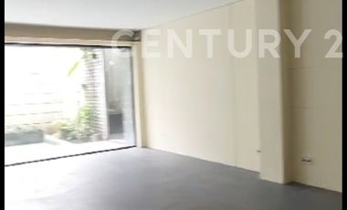 Disewakan Mini Building  3 Lt Di Kebayoran Baru