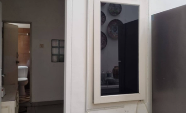 Disewakan Rumah Di Raya Darmo Baru Barat