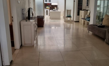 Disewakan Rumah Di Raya Darmo Baru Barat