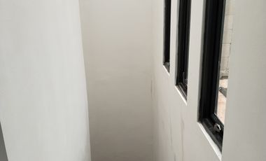 Rumah cash dan KPR terbaik 2 lantai sejuk juga di pusat kota