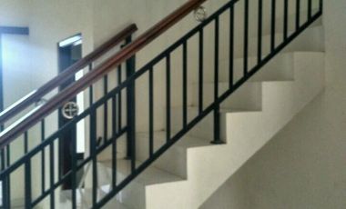 RUMAH 2 LANTAI & NYAMAN