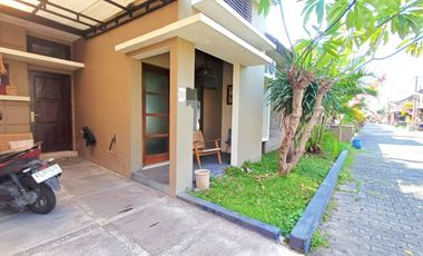 Rumah Bagus Full Furnish di Cluster Gentan Siap Huni