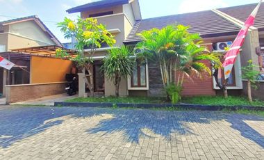 Rumah Bagus Full Furnish di Cluster Gentan Siap Huni