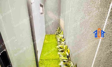 Rumah Furnished 4 Kamar Tidur Dekat Pintu Tol KPR DP 0