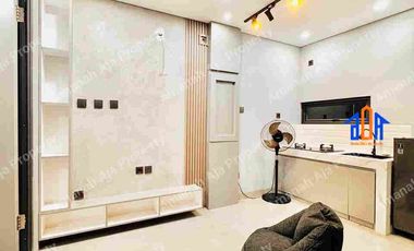 Rumah Furnished 4 Kamar Tidur Dekat Pintu Tol KPR DP 0