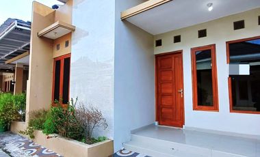 Rumah Baru Bagus di Perum Cluster Gentan Siap Huni