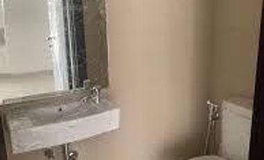 rumah pik disewakan 2 kt harga murah sudah ada furnish