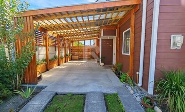 OPORTUNIDAD.  LINDA CASA EN QUILÉN SECTOR MIRADOR.