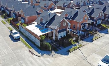 OPORTUNIDAD.  LINDA CASA EN QUILÉN SECTOR MIRADOR.