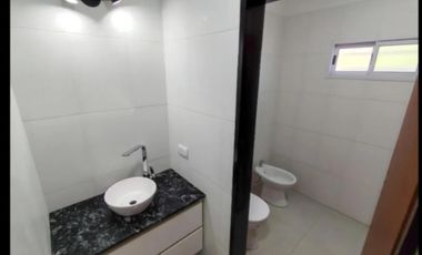 Departamento en venta - 3 Dormitorios 2 Baños - Malvinas Argentinas