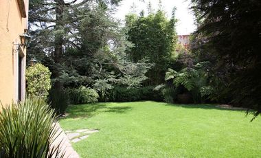 Venta casa Lomas de las Palmas en privada (R)