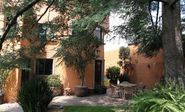Venta casa Lomas de las Palmas en privada (R)