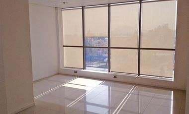 Oficina en Venta en Av. LAS CONDES/ Quinchamali
