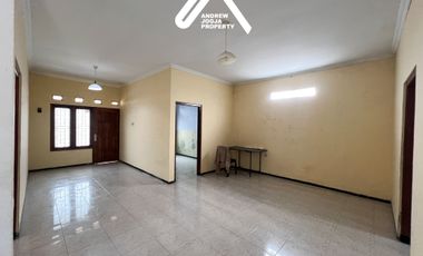 Sewa Rumah Purwomartani Utara Pasar Sidorejo 3 Kamar Tidur