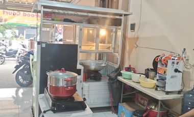 Foodcourt diarea super strategis Jakarta Timur