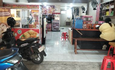 Foodcourt diarea super strategis Jakarta Timur
